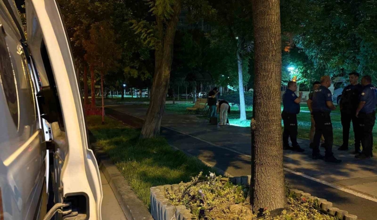 Kayseri'de otostopçular tarafından bıçaklanan genç ağır yaralı
