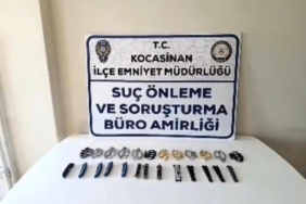 Kayseri'de yasaklı bıçaklar ele geçirildi