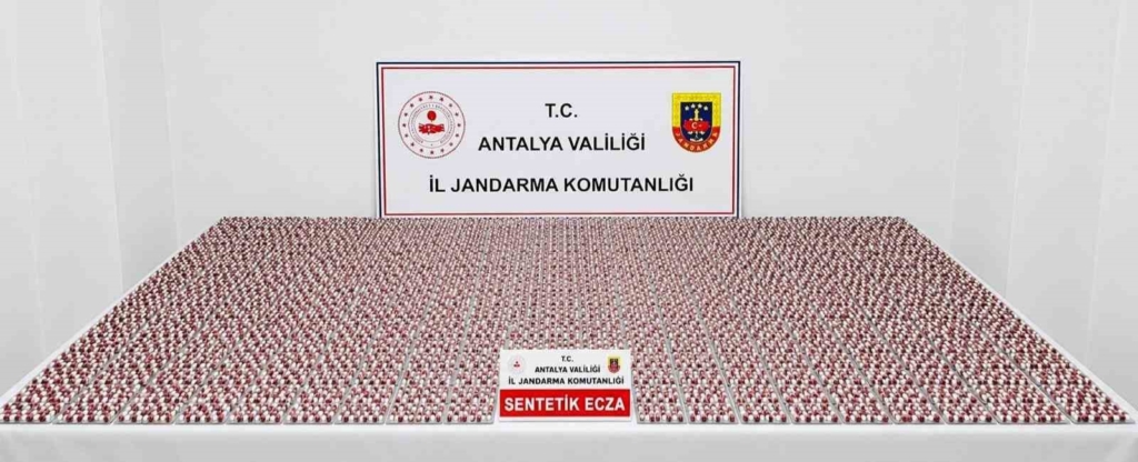 Kepez'de uyuşturucu hap operasyonu: 15 bin adet ele geçirildi