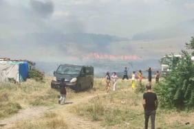 Keşan'da çıkan yangında bir ev tamamen yandı