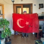 Kıbrıs Barış Harekatı'ndan kalan Türk bayrağı restore ediliyor