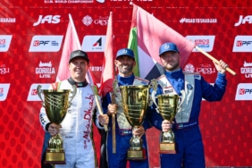Kırgızistan Grand Prix'sinde UIM F1H2O Dünya Şampiyonası kupaları dağıtıldı