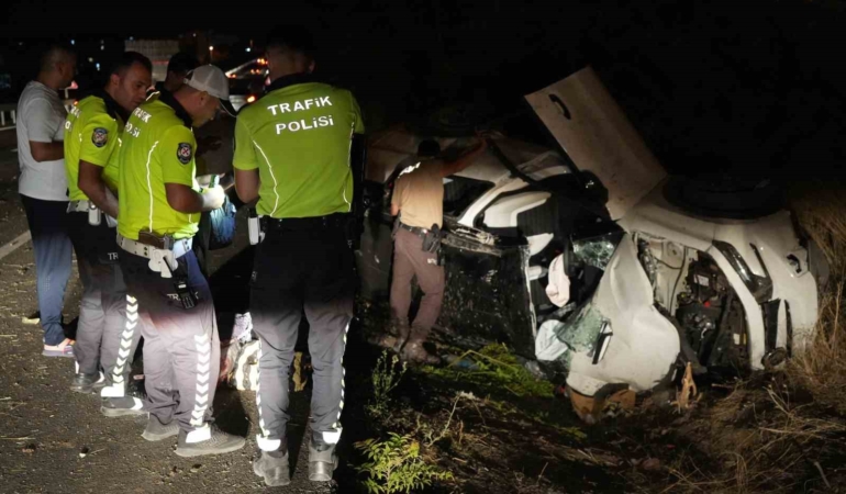 Kırıkkale'de takla atan otomobilde 2 kişi yaralandı