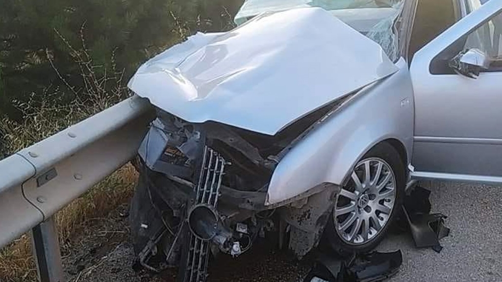 Kırıkkale'de yolcu otobüsüyle çarpışan otomobilin sürücüsü hayatını kaybetti