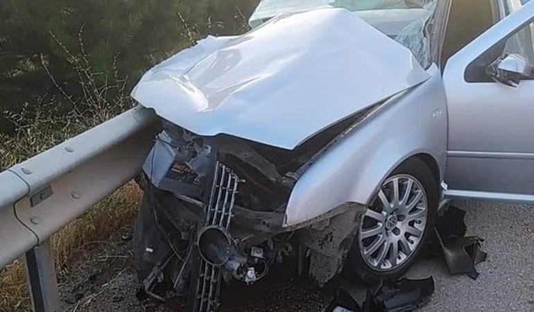 Kırıkkale'de yolcu otobüsüyle çarpışan otomobilin sürücüsü hayatını kaybetti