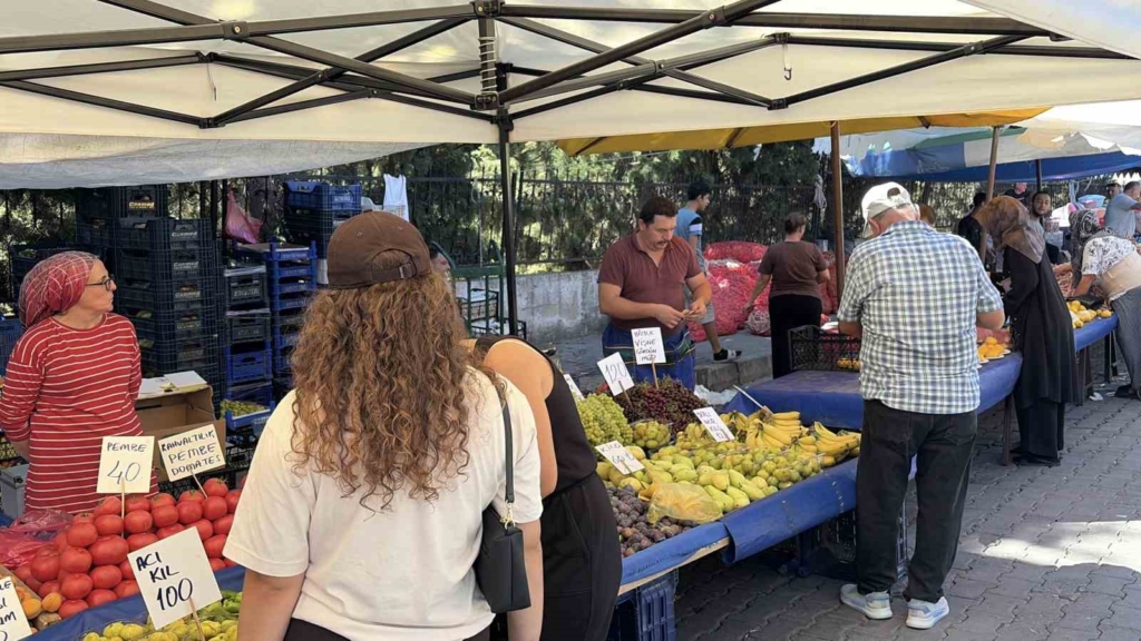 Kırklareli semt pazarlarında fiyatlar uygun, vatandaş memnun