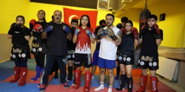 Kırşehirli Antrenör Osman Çevik, Şampiyon Sporcular Yetiştiriyor