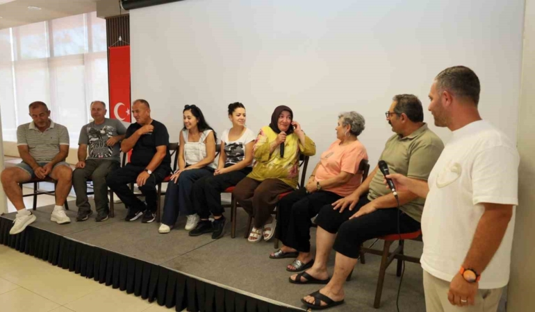 Kocaeli muhtarlarına iletişim ve ilk yardım eğitimi verildi