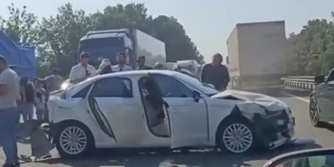 Kocaeli'de zincirleme kazalarda 8 araç karıştı