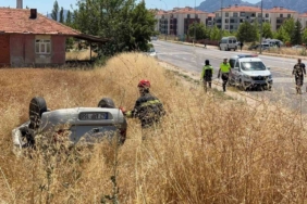 Konya'da otomobil kazasında 4 kişi yaralandı
