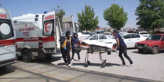 Konya'da trafik kazasında sürücü ağır yaralandı