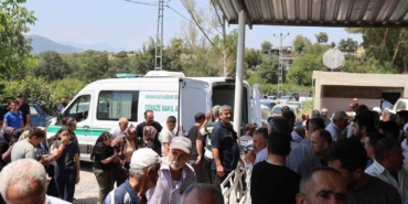 Kozan'da traktör kazasında hayatını kaybeden muhtar defnedildi