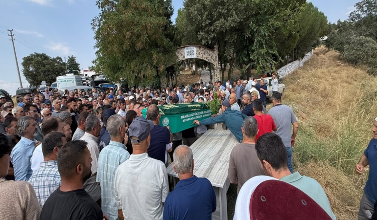 Kula'da Fikri Babur gözyaşlarıyla son yolculuğuna uğurlandı