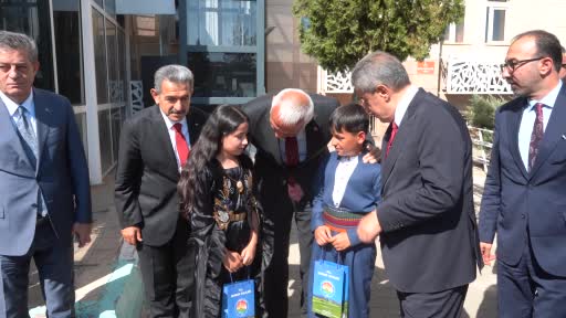Kültür ve Turizm Bakanı Ersoy, Şırnak'ta yeni kütüphane açtı