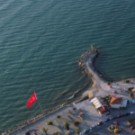 Kuşadası'nda trafik düzeni için cep uygulama noktası incelendi