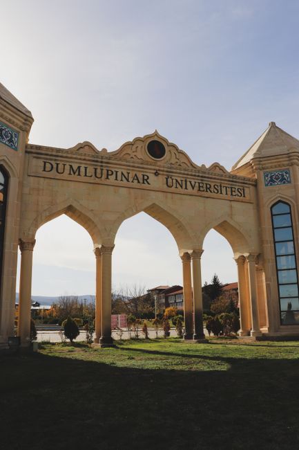 Kütahya Dumlupınar Üniversitesi Emet MYO'daki programlar doldu