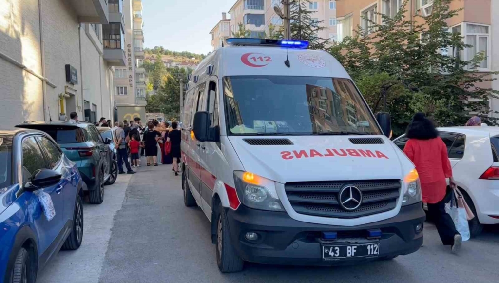 Kütahya'da düğün coşkusu hastane telaşıyla kesildi