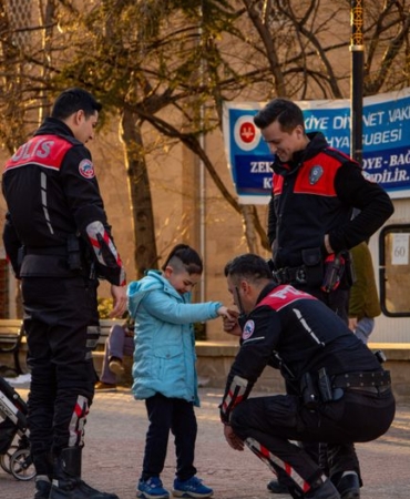 Kütahya'da polis dolandırıcılığa karşı vatandaşları uyardı