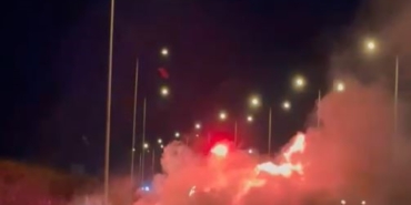 Kuzey Marmara Otoyolu'nda seyir halindeki otomobil yandı