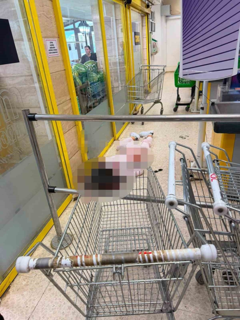 Lefkoşa'da markette bıçaklı saldırı: 2 kişi yaralandı