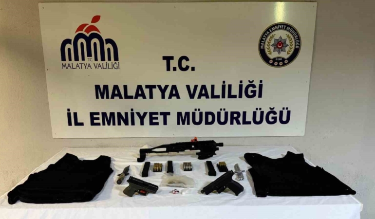 Malatya'da 4 aranan şahıs yakalandı