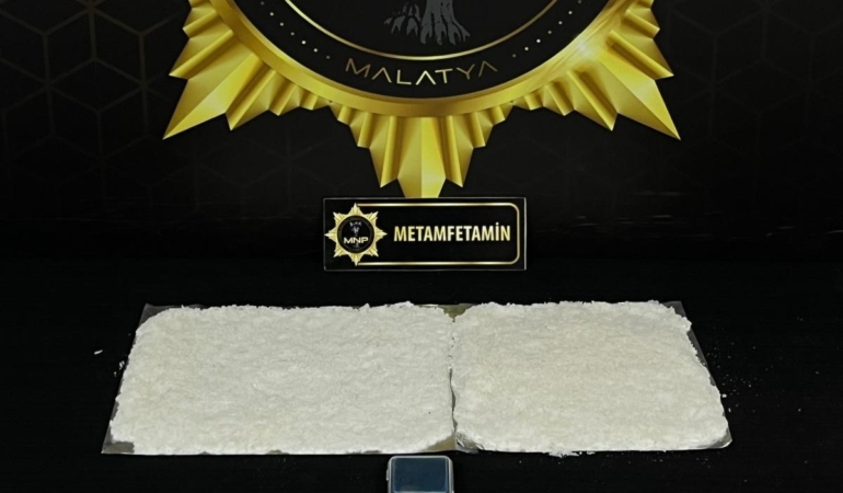 MALATYA'DA 900 GRAM METAMFETAMİN ELE GEÇİRİLDİ: 1 ŞÜPHELİ TUTUKLANDI