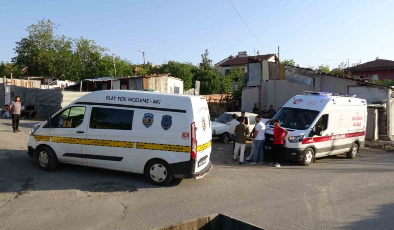Malatya'da bir kişi evinin önünde ölü bulundu