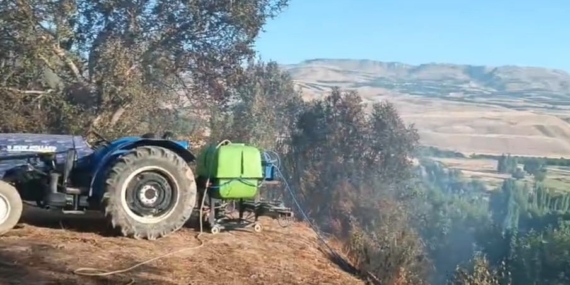 Malatya'da çıkan yangında 2 ahır ve bir evin çatısı yandı