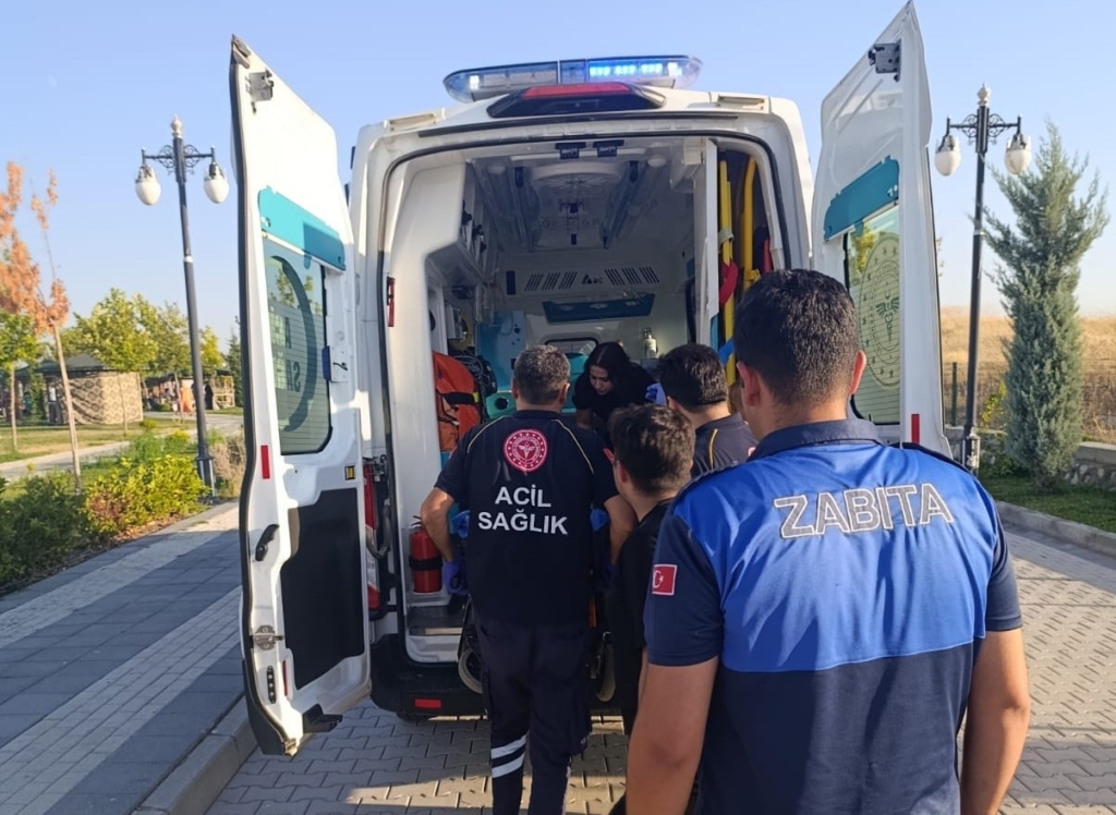 Malatya'da epilepsi nöbeti geçiren vatandaşa zabıta müdahalesi