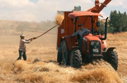 Malatya'da iş makinesinin altında kalan işçi yaşamını yitirdi
