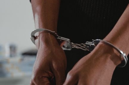Malatya'da sahte altın ve tefecilik operasyonu: 2 kişi tutuklandı