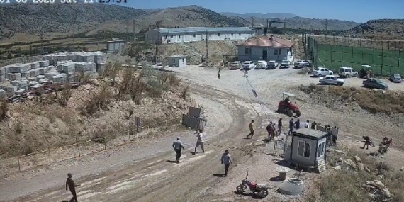 Malatya'da traktörle kavga anları güvenlik kamerasında