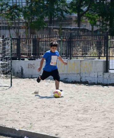 Manisa Büyükşehir Belediyesi mahalle ziyaretleriyle sorunları dinliyor