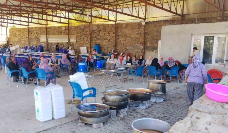 Manisa'da Kuraklık İçin Dua Etmek İçin Bir Araya Geldiler