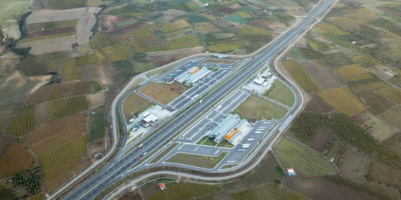 Manisa'da Üreticilerin Yolu Yenileniyor