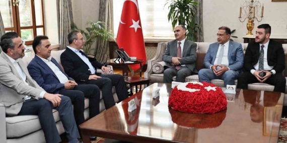 Manisa'da gençlik ve spor yatırımları masaya yatırıldı
