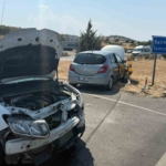 Manisa'da kavşakta otomobiller çarpıştı, 1 yaralı