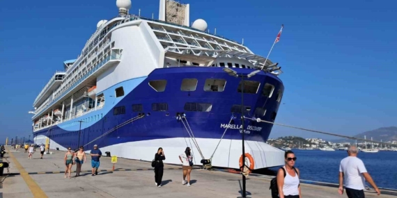 Marella Discovery Yolcu Gemisi Bodrum'a Demir Attı