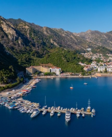 Marmaris Çetibeli Mahallesi'nde içme suyu hatları yenileniyor