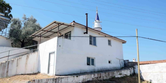 Menteşe'de İstifa Eden İmamın Lojmanında Tonlarca Çöp Bulundu