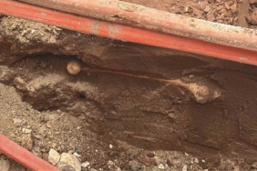 Menteşe'de altyapı çalışmaları sırasında mezar kalıntıları bulundu