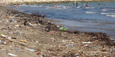 Mersin kıyılarındaki kirlilik turizmi tehdit ediyor