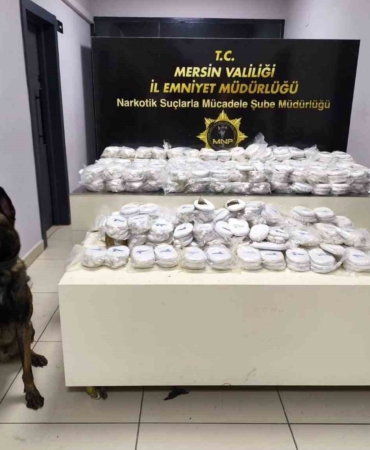 Mersin'de 14 Ağustos'ta uyuşturucu operasyonu: 3.5 kg kokain ele geçirildi