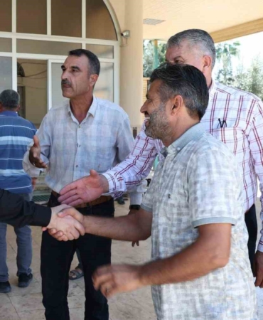 Mersin'de Beşikçi, Huzurkent'teki muhtarlarla bir araya geldi