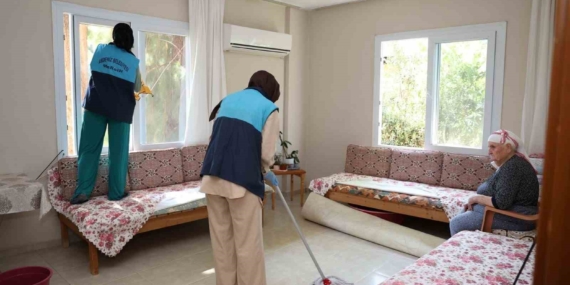 Mersin'de Yaşlı ve Yalnız Vatandaşlara Evde Bakım Hizmeti