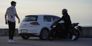 Mersin'de otomobil ve motosiklet çarpıştı, 1 yaralı