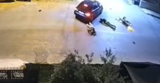 Mersin'de otomobilin çarptığı motosikletten 3 yaralı