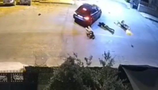 Mersin'de otomobilin çarptığı motosikletten 3 yaralı