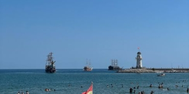Mersin'de özel bireyler yaz tatilini etkinliklerle geçiriyor