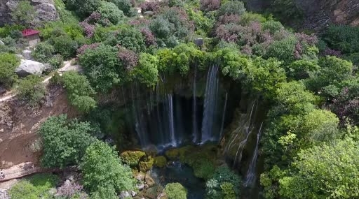 Mersin'in Yerköprü Şelalesi Doğa Tutkunlarını Büyülüyor